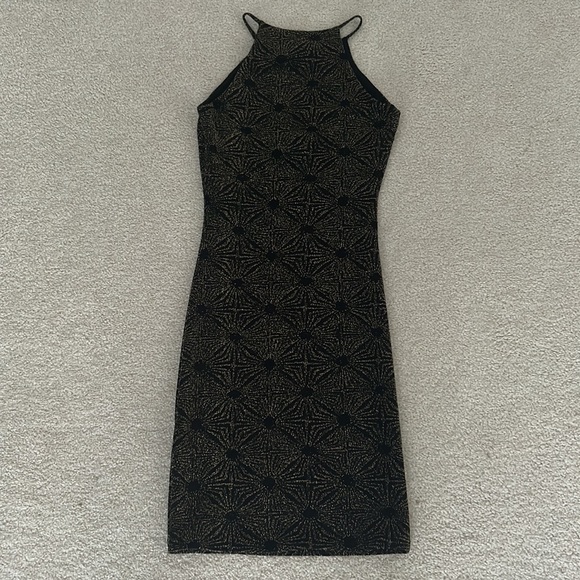 Design Lab Black and Gold Bodycon Dress in Size Medium - Picture 2 of 10